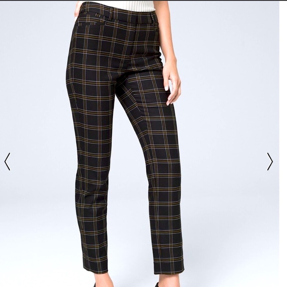 WHBM: Comfort stretch slim ankle black plaid pant